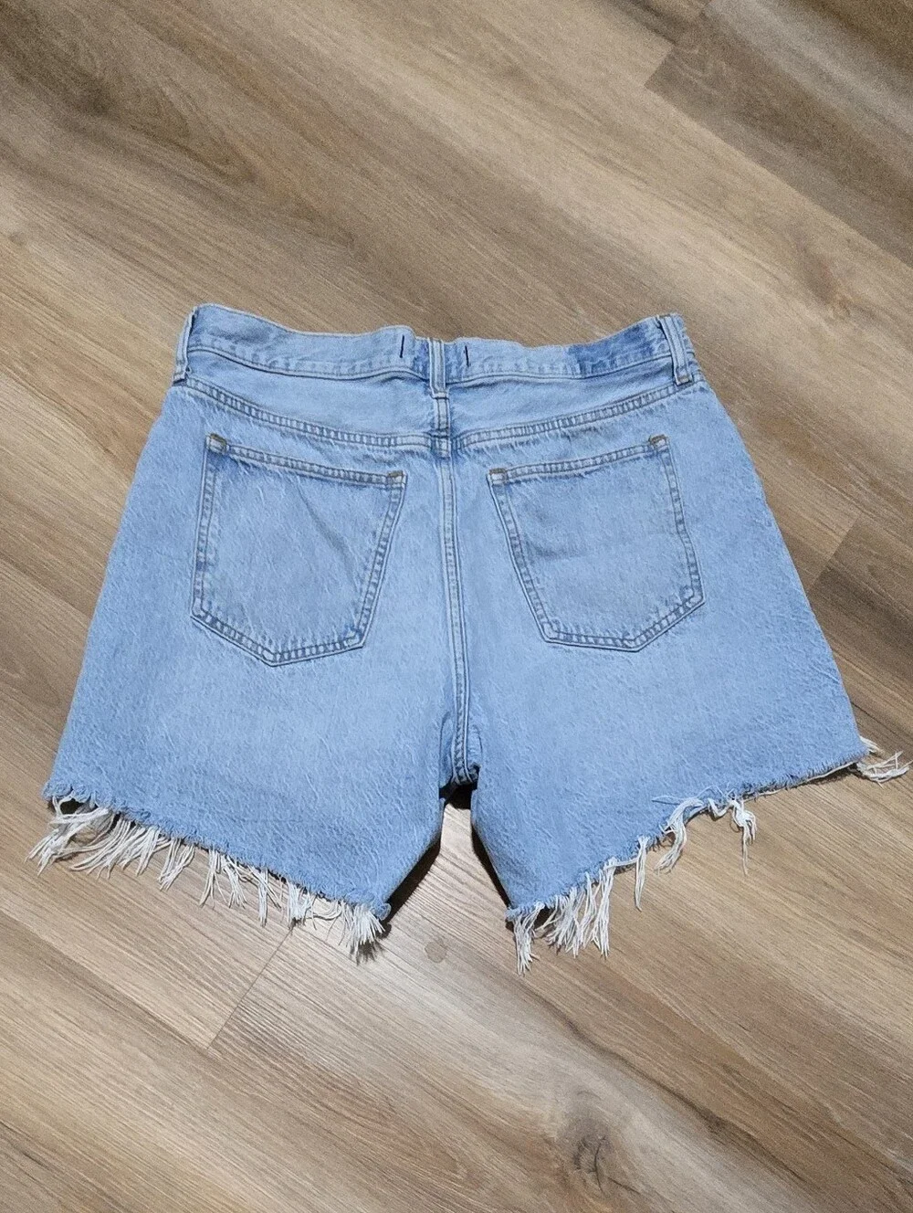 Abercrombie The Loose Fit High Rise Light Wash Distressed Denim Shorts - Size 32